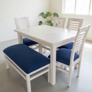 Comedor 4 sillas y banqueta 120 x 90 cm