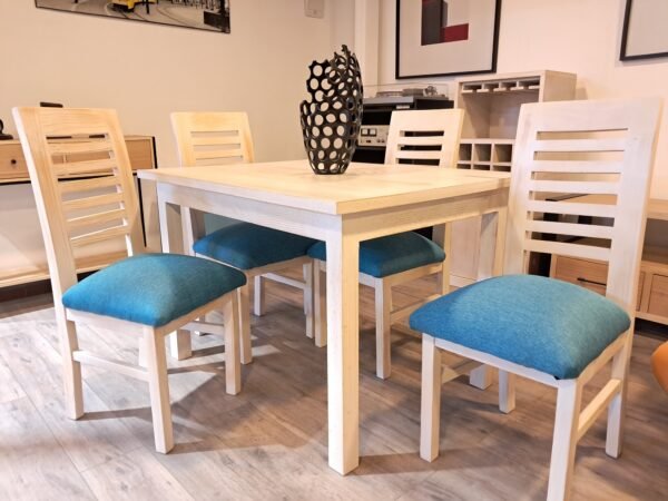 Comedor 4 sillas 120 x 90 cm