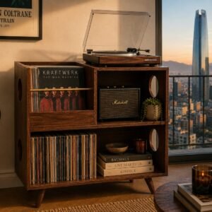 Rack para vinilos vintage de madera de eucalipto con espacio para tornamesa y equipos de audio, diseño Mid-Century Modern fabricado artesanalmente en Chile. Rack para Vinilos Vintage 80 x 40 x 80 cm | Mueble para Tornamesa y Equipos de Audio